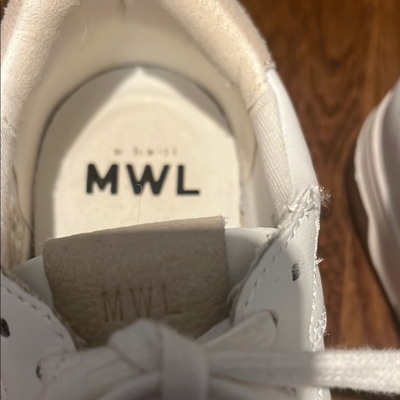 Madewell MWL White Leather Sneakers - Picture 3 of 11